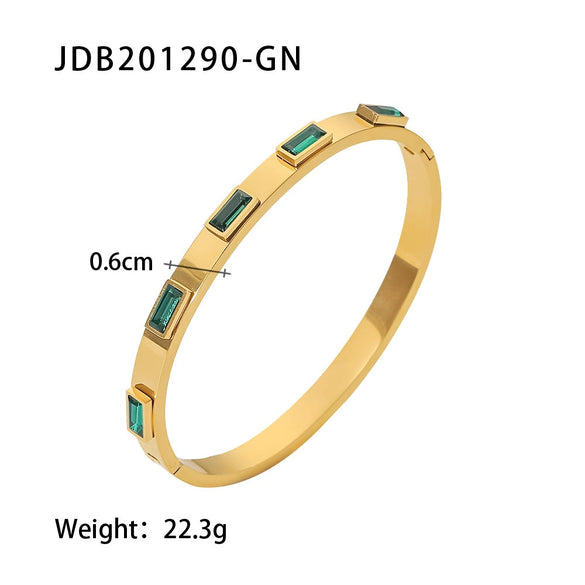 Wholesale Women's Geometric Stainless Steel Electroplated Fish Bracelet Hand Jewelry