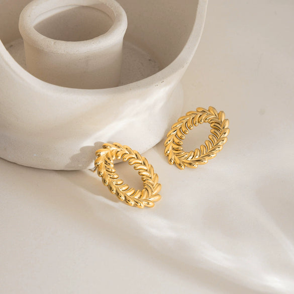 Wholesale Women's Geometric Stainless Steel Electroplated Oshaped Earrings Fashion Retro Jewelry