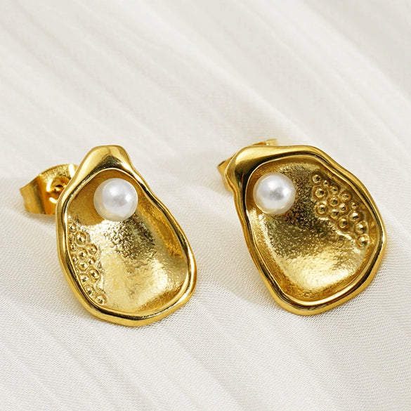 Wholesale Women's Geometric Stainless Steel Electroplated Pearl Stud Earrings With Unique Texture