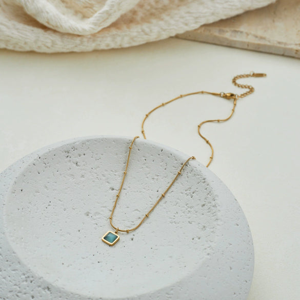 Wholesale Women's Geometric Stainless Steel Electroplated Water Drop Cat's Eye Stone Pendant Necklace