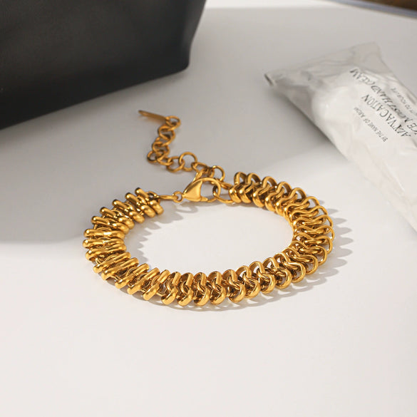 Wholesale Women's Geometric Stainless Steel Gold Plated Handwoven Cuban Chain Bracelet