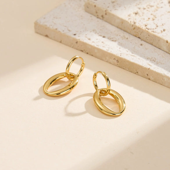 Wholesale Women's Geometric Stainless Steel Hoop Earrings With Vacuum Real Gold Plating In Pvd Furnace