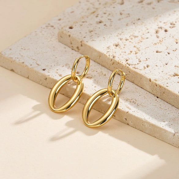 Wholesale Women's Geometric Stainless Steel Hoop Earrings With Vacuum Real Gold Plating In Pvd Furnace