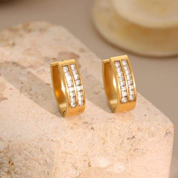Wholesale Women's Geometric Stainless Steel 18K Electroplated Diamondencrusted Earrings Fashionable Light Luxury Jewelry