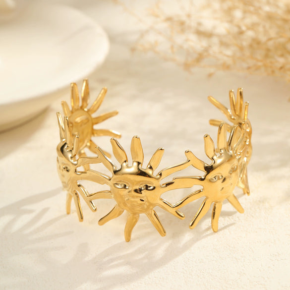 Wholesale Women's Geometric Stainless Steel 18K Gold Electroplated Fashion Bracelet