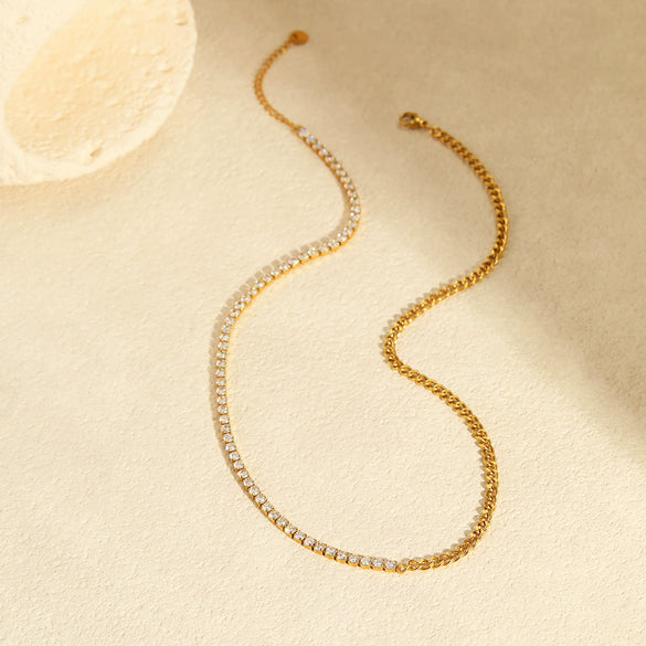 Wholesale Women's Geometric Stainless Steel 18K Gold Plated Inlaid Zircon Necklace And Clavicle Chain