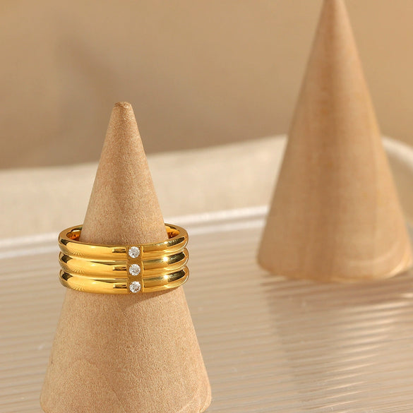 Wholesale Women's Geometric Stainless Steel 18K Goldplated Three Arc Face Three Diamond Ring Jewelry