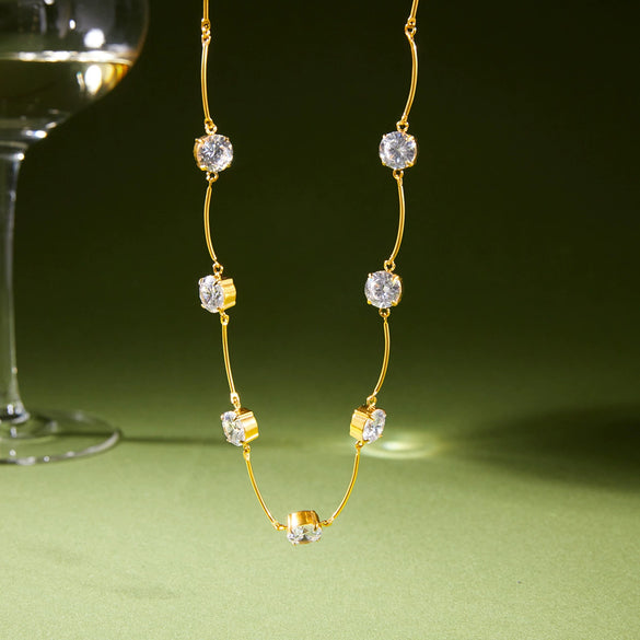 Wholesale Women's Geometric Stainless Steel Necklace With Vacuum Real Gold Plating In Pvd Furnace