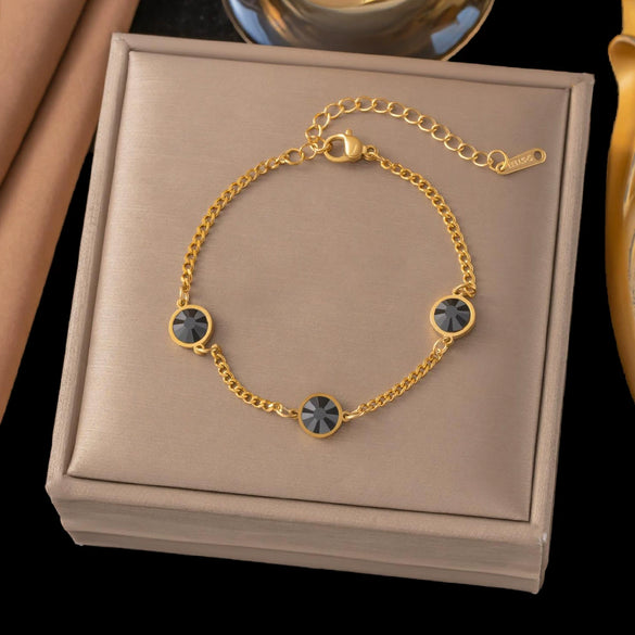 Wholesale Women's Geometric Stainless Steel Real Gold Plated Bracelet With Four Leaf Clover Pendant
