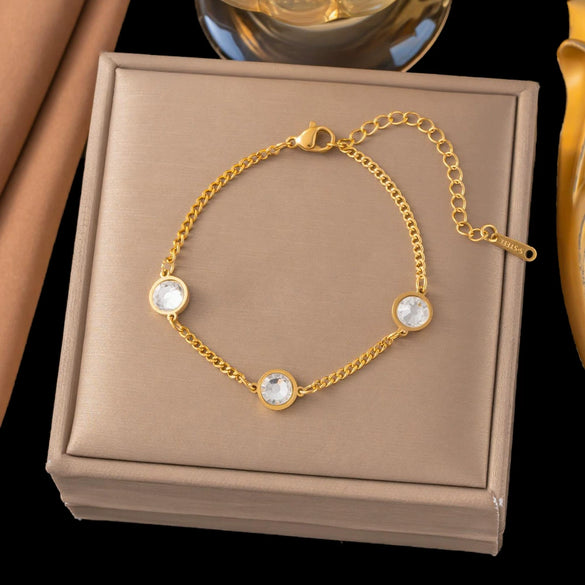 Wholesale Women's Geometric Stainless Steel Real Gold Plated Bracelet With Four Leaf Clover Pendant