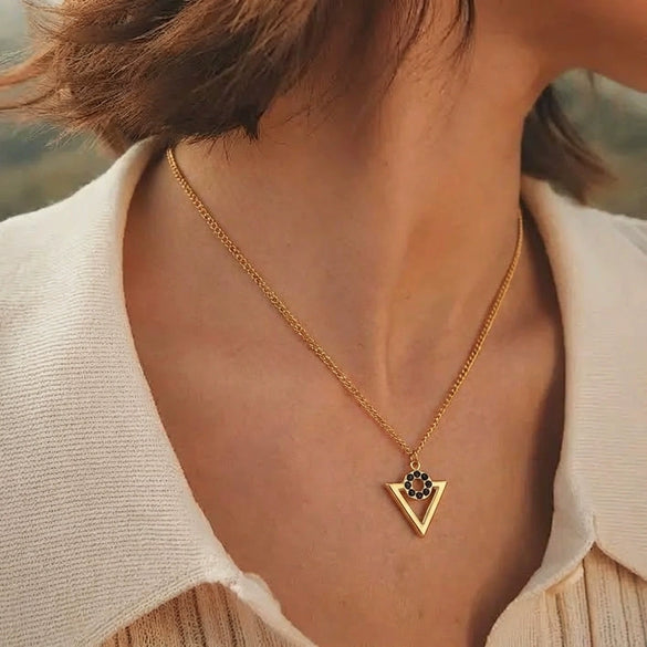 Wholesale Women's Geometric Stainless Steel Real Gold Plated Necklace With Ushaped Chain