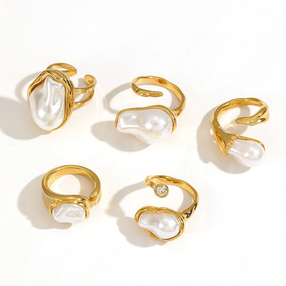 Wholesale Women's Geometric Stainless Steel Ring With Vacuum Real Gold Plating In Pvd Furnace Light Luxury Style