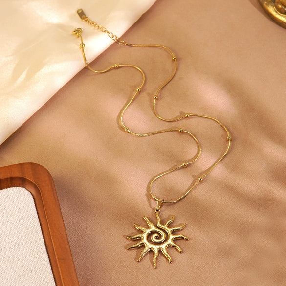 Wholesale Women's Geometric Stainless Steel Stamped Sun Turbine Necklace Light Luxury Minimalist Jewelry