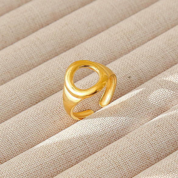 Wholesale Women's Geometric Stainless Steel Titanium Steel Ring With Geometric Plants And Flowers Pattern 18K Gold Electroplated Ins Style