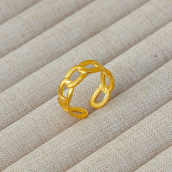 Wholesale Women's Geometric Stainless Steel Titanium Steel Ring With Geometric Plants And Flowers Pattern 18K Gold Electroplated Ins Style