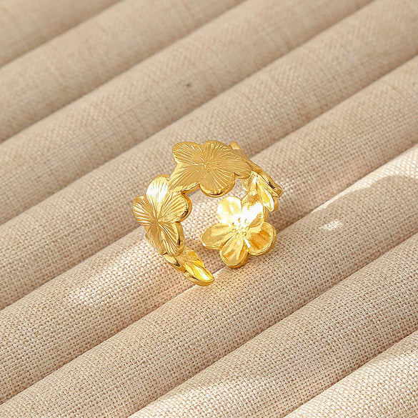Wholesale Women's Geometric Stainless Steel Titanium Steel Ring With Geometric Plants And Flowers Pattern 18K Gold Electroplated Ins Style