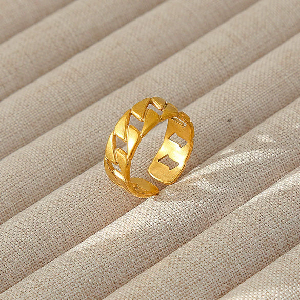 Wholesale Women's Geometric Stainless Steel Titanium Steel Ring With Geometric Plants And Flowers Pattern 18K Gold Electroplated Ins Style