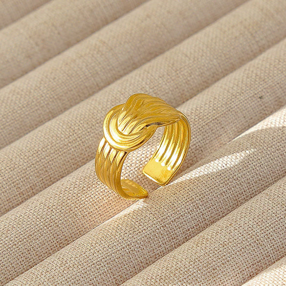 Wholesale Women's Geometric Stainless Steel Titanium Steel Ring With Geometric Plants And Flowers Pattern 18K Gold Electroplated Ins Style