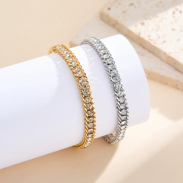 Wholesale Women's Geometric Stainless Steel Vacuum Plated Diamondencrusted Bracelet