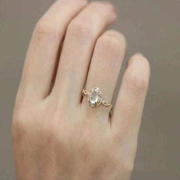 Wholesale Women's Geometric Style Copper Imitation Moonstone Cat's Eye Ring With Zirconia Design