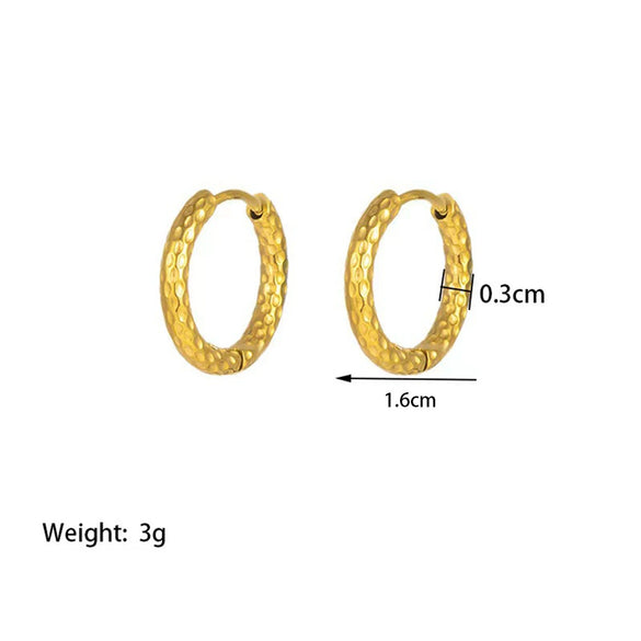 Wholesale Women's Geometric Titanium Steel Electroplated 18K Gold Round Earrings Simple Style