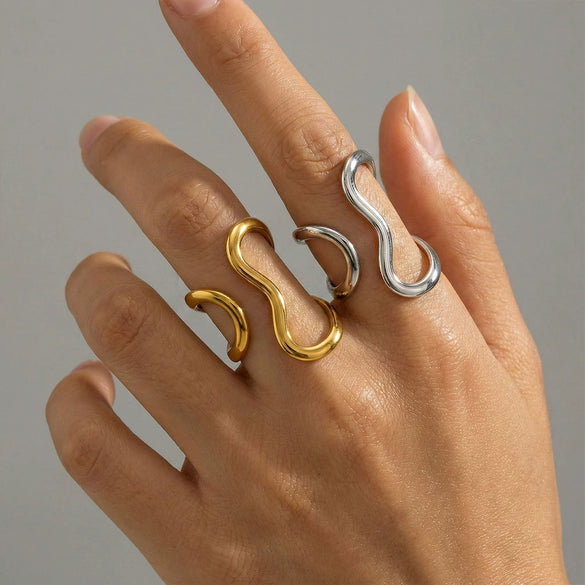 Wholesale Women's Geometric Titanium Steel Electroplated Open Index Finger Ring With Irregular Line Design Exaggerated Minimalist Cool Style
