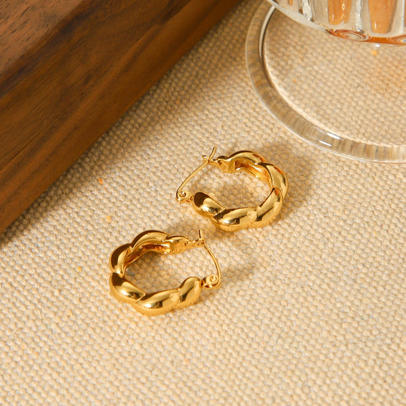 Wholesale Women's Geometric Ushaped Stainless Steel Electroplated Threaded Twist Earrings