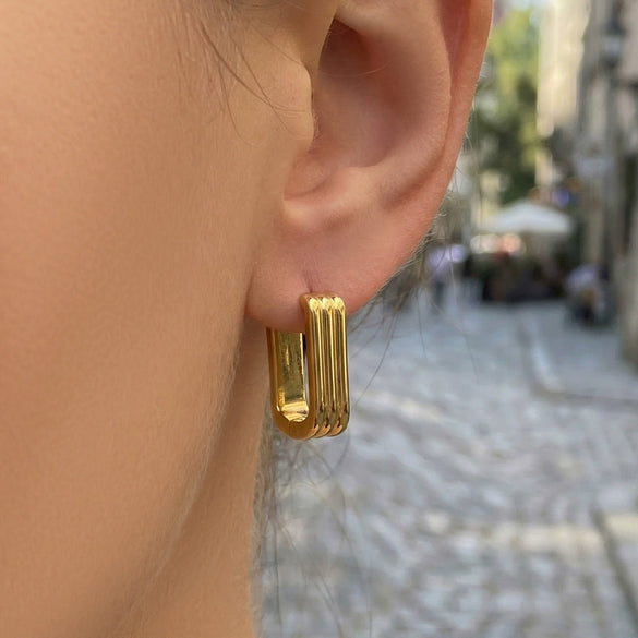 Wholesale Women's Geometric Ushaped Striped Stainless Steel 18K Gold Plated Earrings