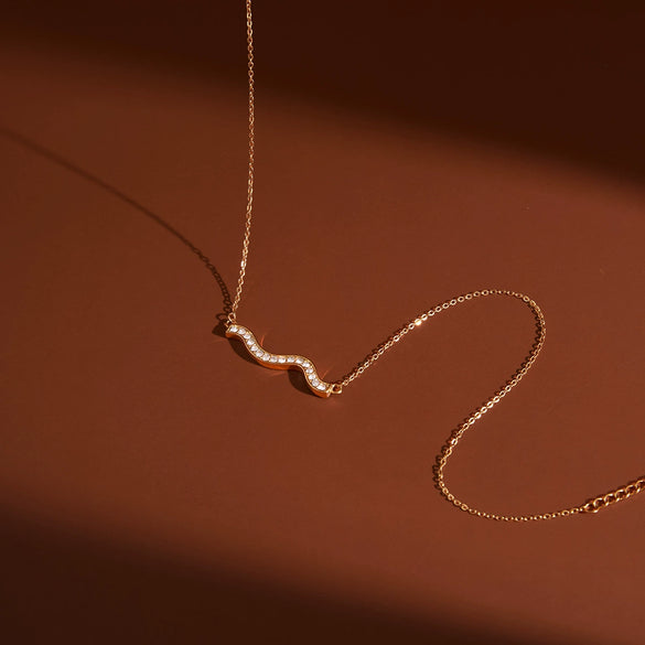 Wholesale Women's Geometric Waveshaped Stainless Steel Necklace With Vacuum Real Gold Plating In Pvd Furnace