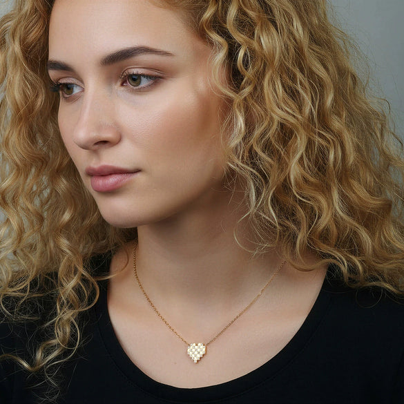 Wholesale Women's Geometric Zirconstudded Heart Pendant Necklace With Electroplated Calendering Chain