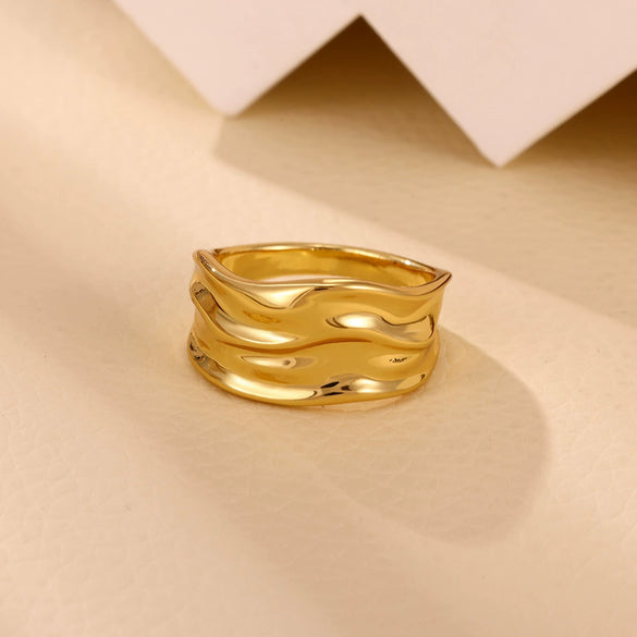 Wholesale Women's Gold Plated Copper Geometric Ring With Smooth Irregular Texture And Cold Light Luxury Style