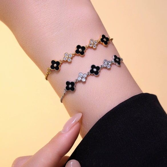Wholesale Women's Gold Plated Geometric Titanium Steel And Copper Splicing Bracelet With Flower And Leaf Patterns