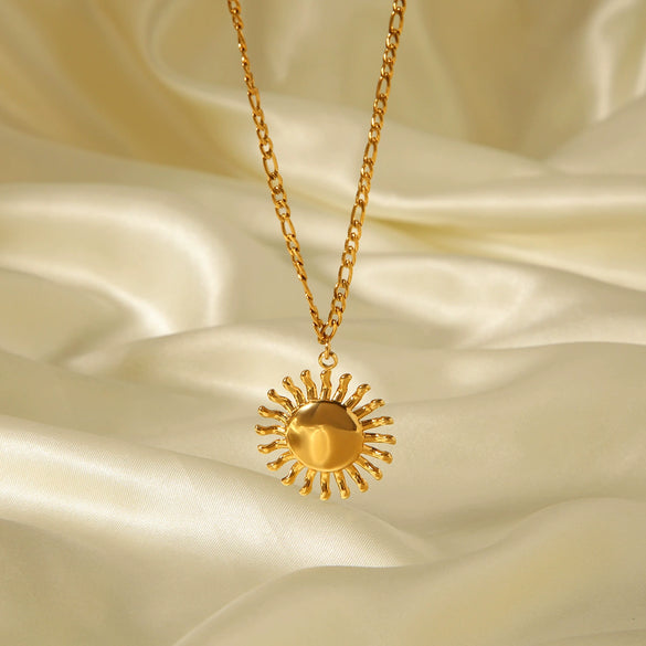 Wholesale Women's Gold Plated Stainless Steel Geometric Figaro Chain Pendant Necklace In Ins Minimalist Style