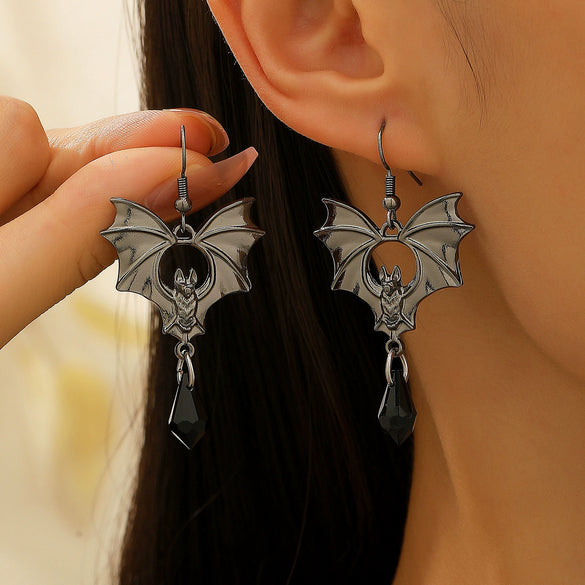 Wholesale Women's Gothic Style Animal Patterned Zinc Alloy Bat Spider Pendant Earrings With 14K Gold Ear Needles And Electroplating