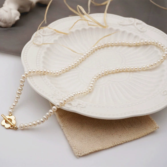 Wholesale Women's Handmade Freshwater Pearl Geometric Pattern Choker Necklace