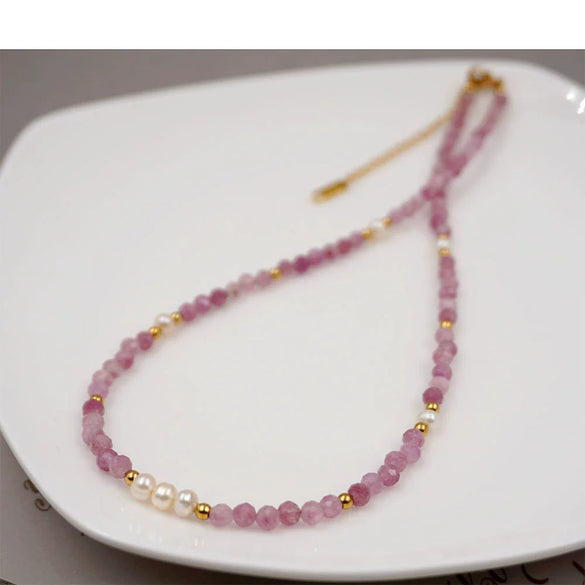 Wholesale Women's Handmade Geometric Artificial Crystal And Freshwater Pearl Clavicle Necklace