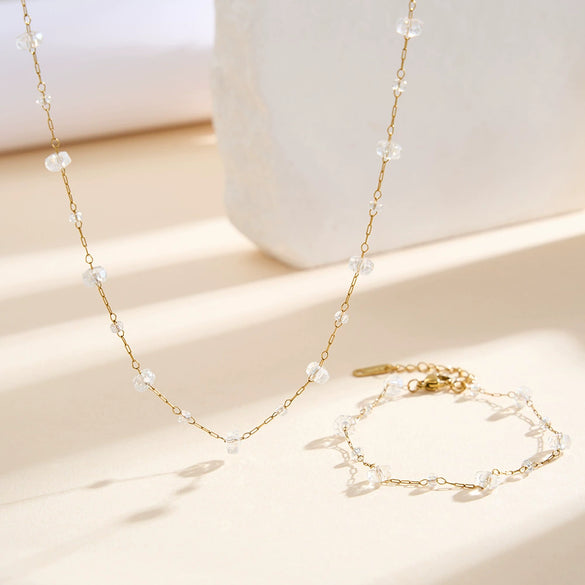Wholesale Women's Handmade Geometric Stainless Steel 18K Gold Plated Crystal Crushed Stone Chain Bracelet