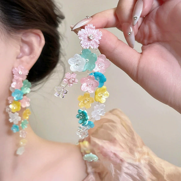 Wholesale Women's Handmade Plastic And Resin Flowershaped Tassel Earrings Little Fresh Style
