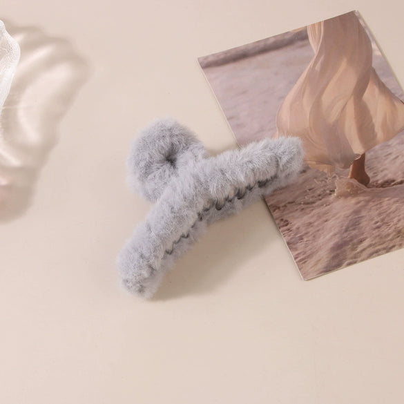 Wholesale Women's Handmade Plastic Resin Hair Accessories Shark Clip For Autumn And Winter