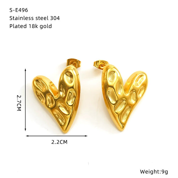 Wholesale Women's Heart Shape Titanium Steel Electroplated Earrings With Retro Design