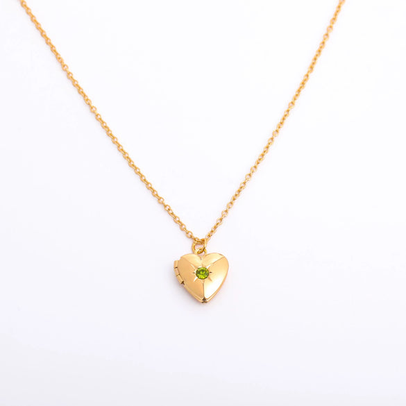Wholesale Women's Heartshaped Copper And Titanium Steel Necklace With Diamond Design And Cross Chain
