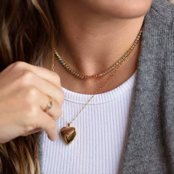 Wholesale Women's Heartshaped Copper And Titanium Steel Necklace With Diamond Design And Cross Chain