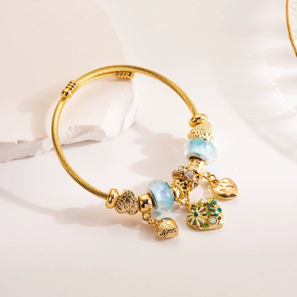 Wholesale Women's Heartshaped Diamond Alloy Bracelet For Students And Girlfriends