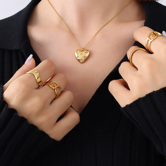 Wholesale Women's Heartshaped Diamondencrusted Ball Bead Chain Titanium Steel 18K Gold Plated Necklace Jewelry