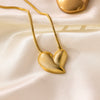 Wholesale Women's Heartshaped Titanium Steel Electroplated Necklace With O Word Chain