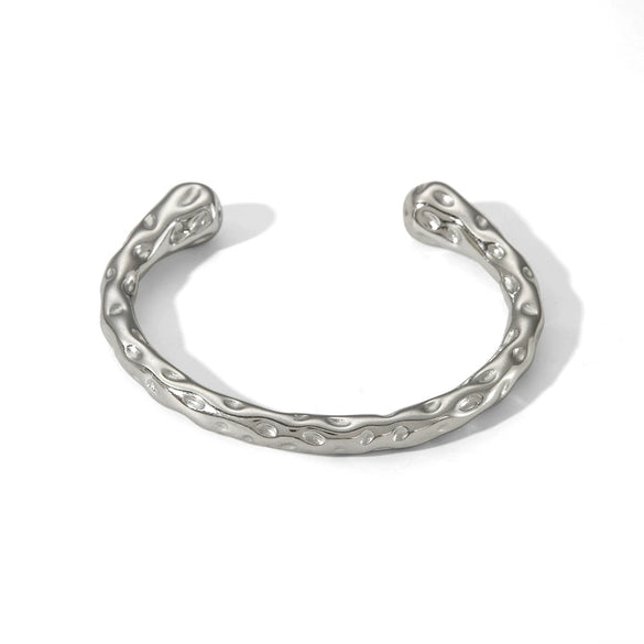 Wholesale Women's High End All Match Irregular Hammered Stainless Steel Bracelet With Pvd Furnace Real Gold Electroplating No Fade
