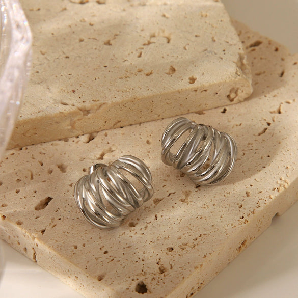 Wholesale Women's High End Light Luxury C Type Multi Layer Lines Retro Earrings In Stainless Steel With Geometric Design And Electroplating
