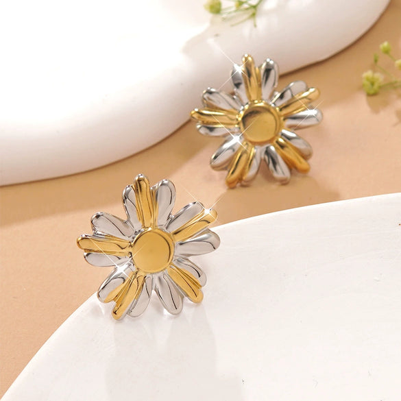 Wholesale Women's Highend Heart Shape Flower Goldplated Stainless Steel Earrings