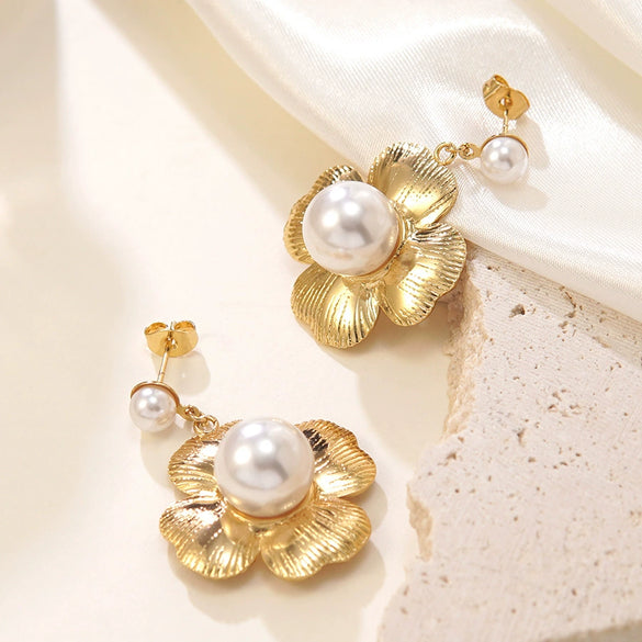 Wholesale Women's Highend Stainless Steel Stamped Flower Earrings Jewelry