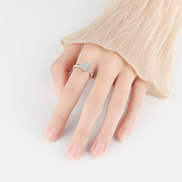 Wholesale Women's Highgrade Lucky Flower Rotatable Ring Copper With Diamond And Zircon Inlay